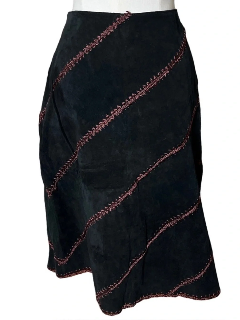 Karen Kane |  Embroidered Crochet Suede Midi Skirt  Sz 8